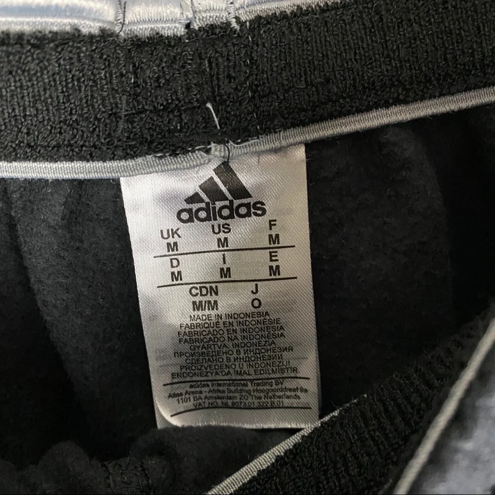 Adidas Sweat Shorts Mens Size Medium